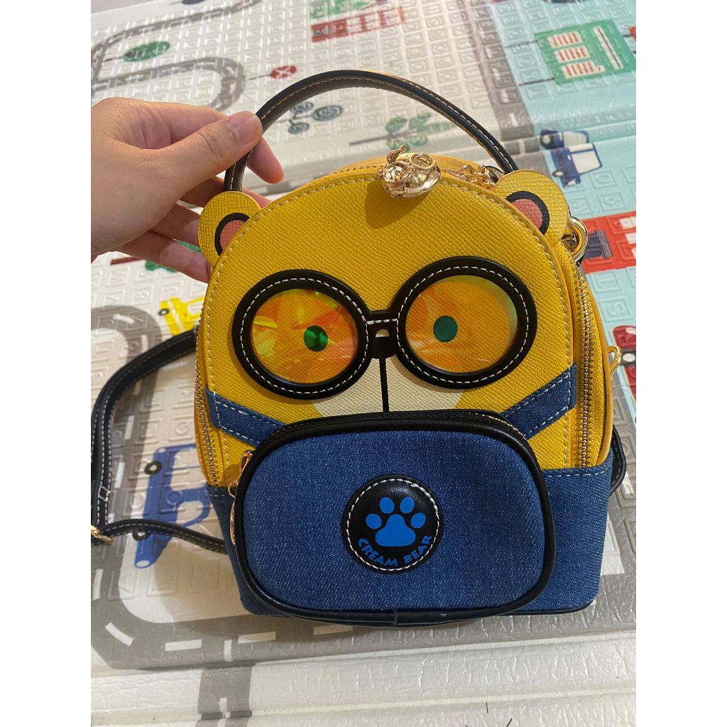 Tas Wanita Cream Bear Minion