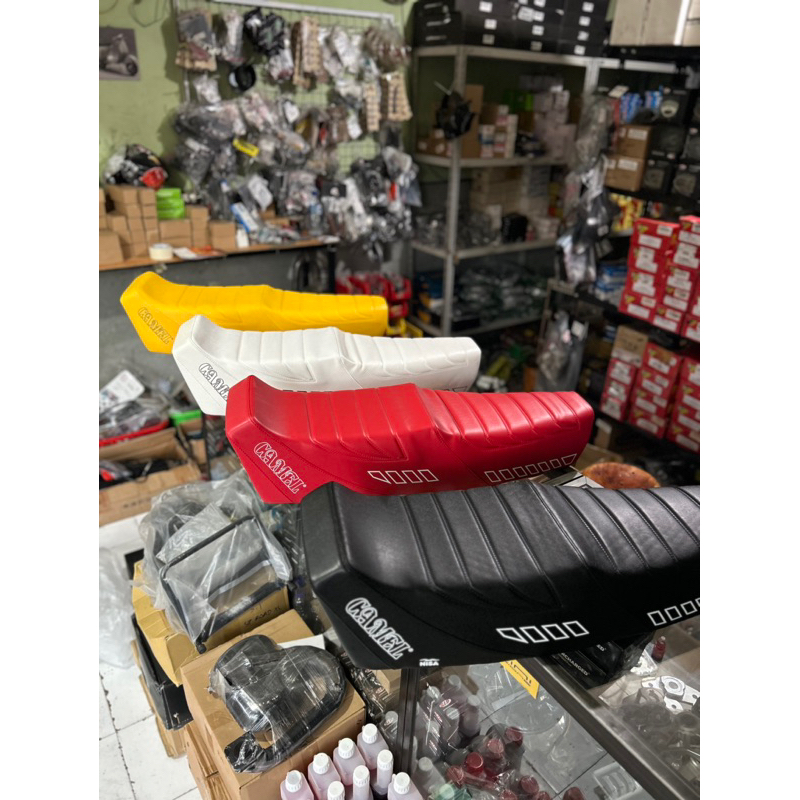 Jok NISA Camel vespa excel original italy warna merah kuning putih