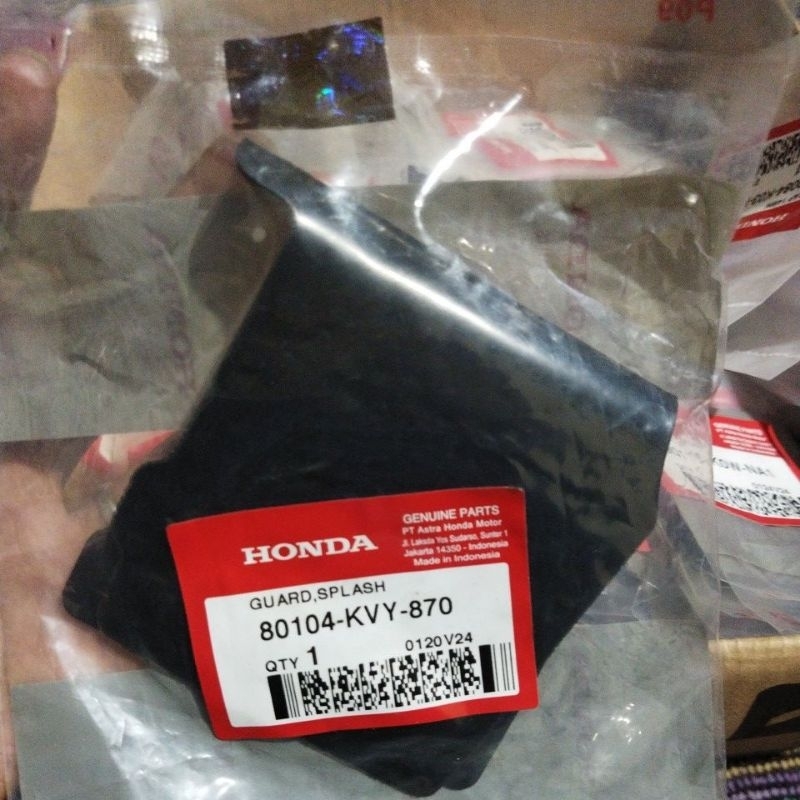 Karet spakbor kolong belakang Honda Beat Karburator 2008 -2012 Ori AHM 80104-KVY-870