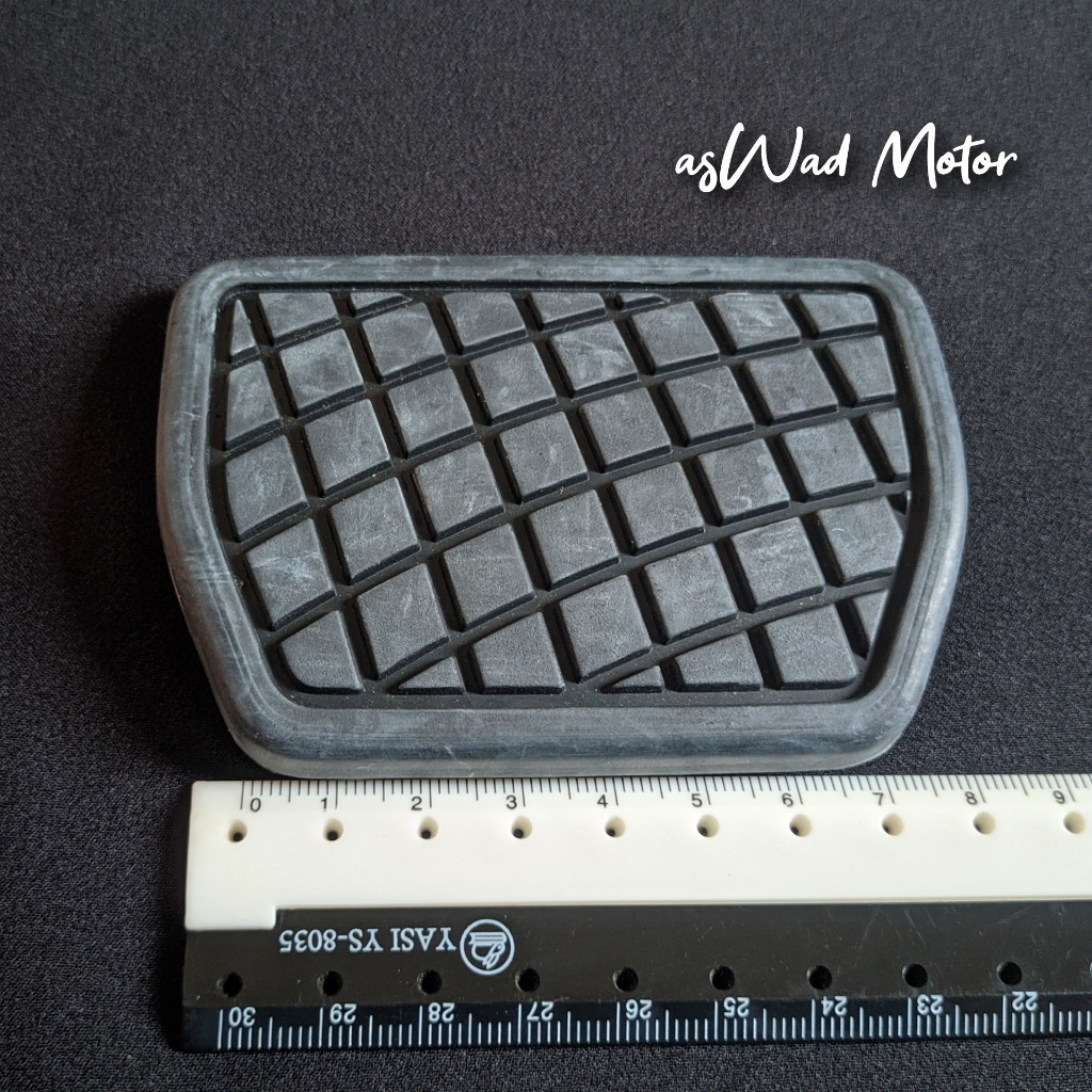 Karet Pedal Rem Avanza Xenia Agya Ayla Calya Sigra / Karet Pedal Rem Mobil / Cover pedal mobil