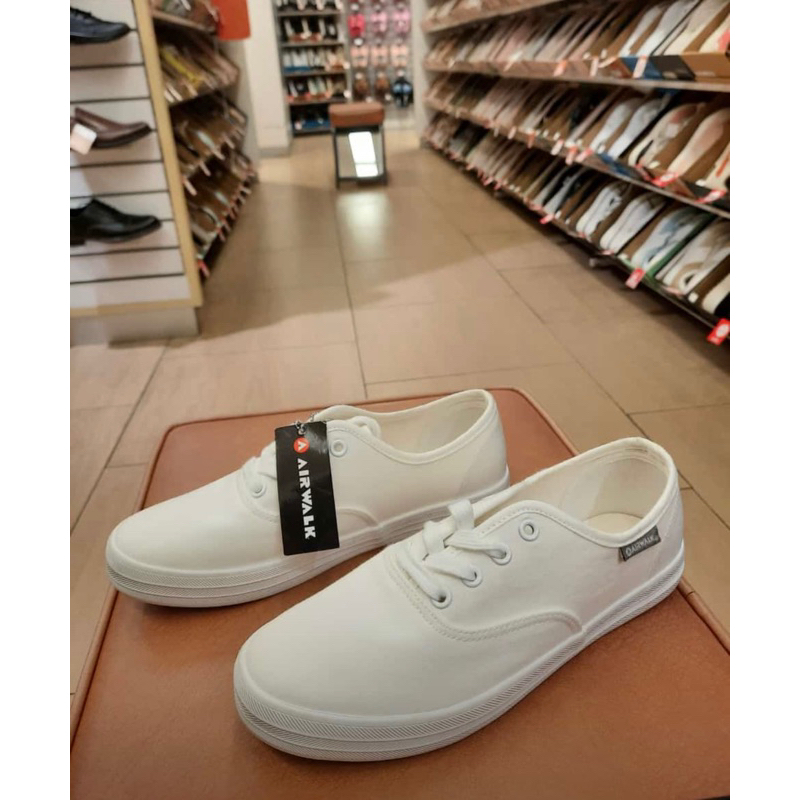 ❗️SALE Payless Airwalk Womens Love Sneakers - White