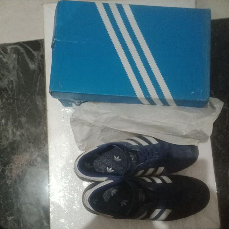 Adidas hamburg blue strip white size 8uk [42] second ORIGINAL
