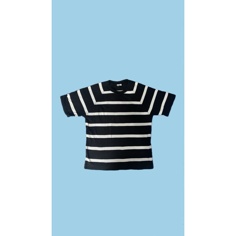 UNIQLO Tshirt / Kaos Garis / Striped Men’s / Pria M Original