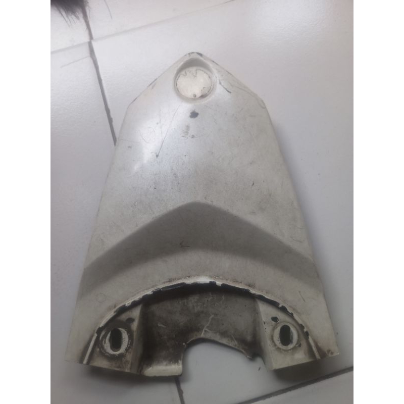 sambungan body belakang Xeon karbu/RC