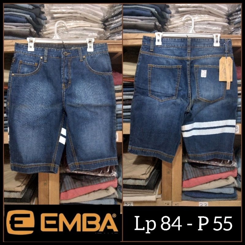 celana pendek brand EMBA size 30