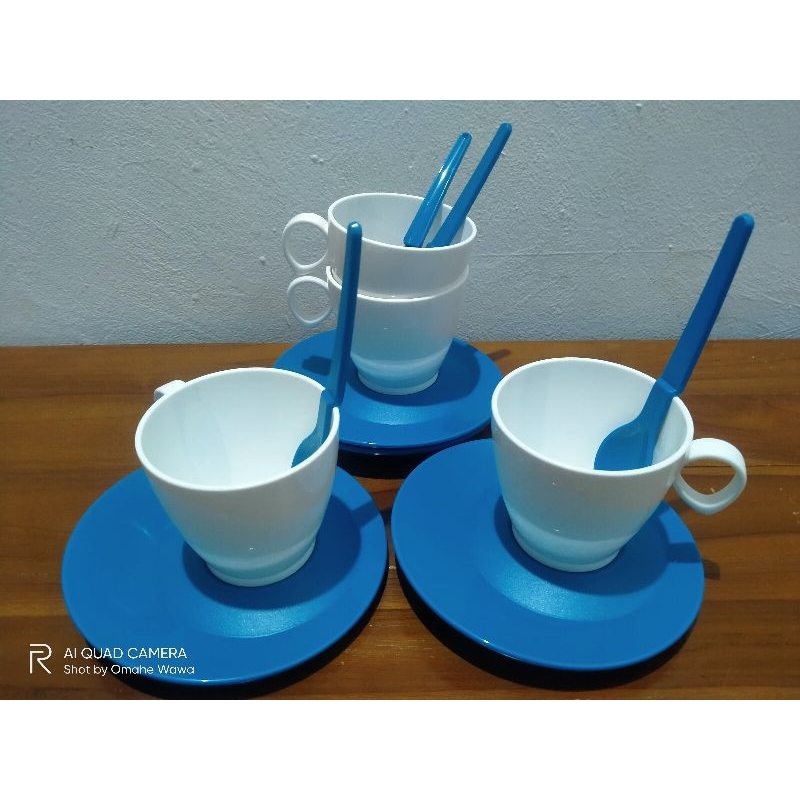Moment cup set Tupperware