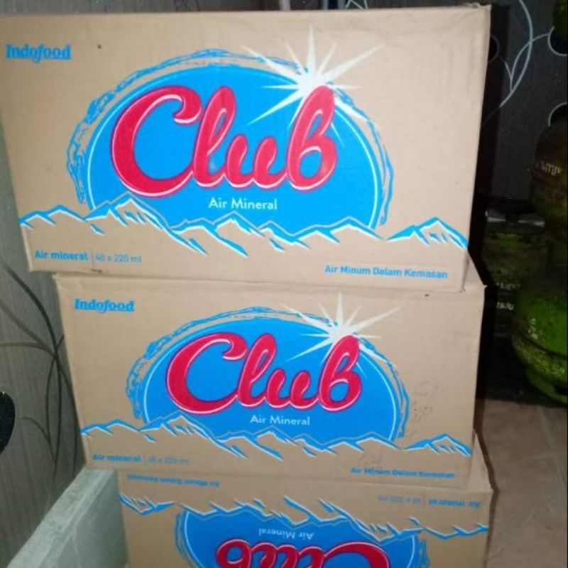 CLUB AIR MINERAL GELAS ISI 48P