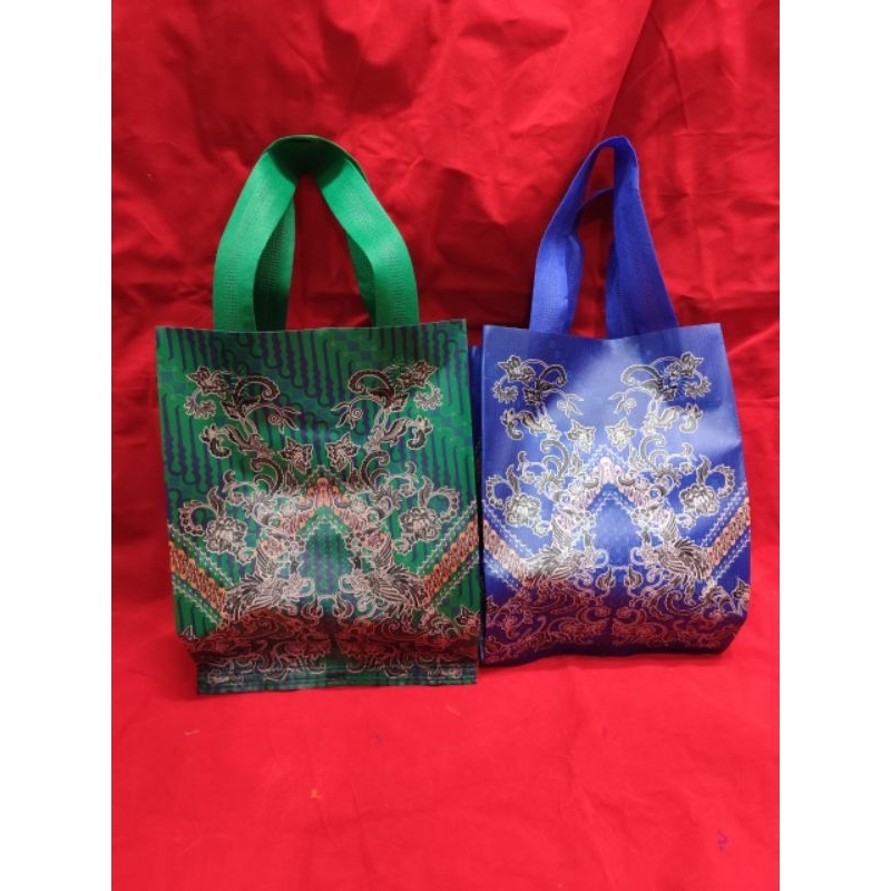 

tas kain laminating batik new ukuran buku isi 12 pcs