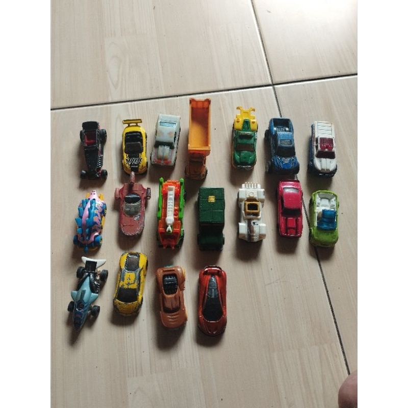 BORONGAN HOT WHEELS BEKAS 19PCS MURAH