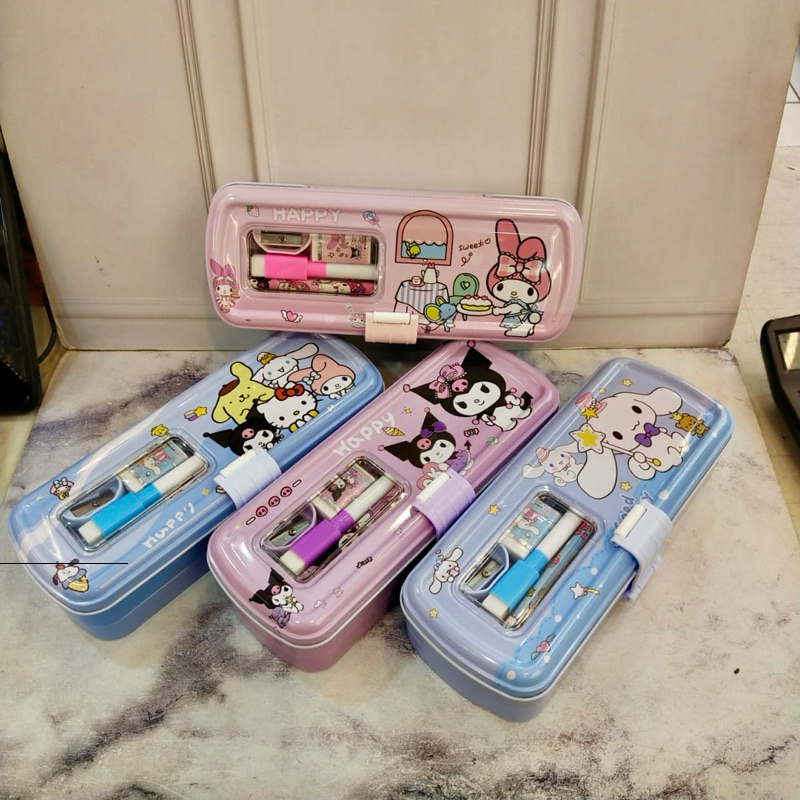 

TEMPAT PINSIL KALENG SET HS-2003 SANRIO KUROMI CINNAMOROLL