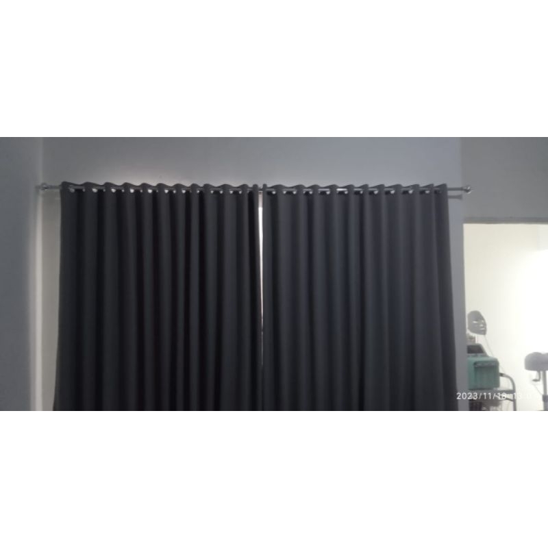 gorden jendela pendek blackout serat safron