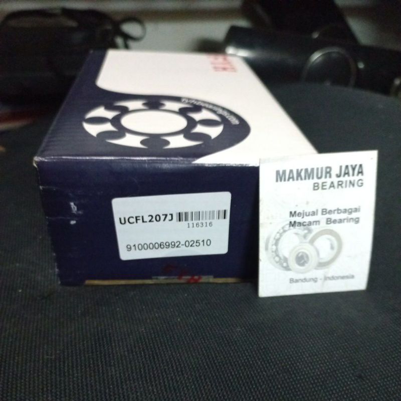 PILLOW BLOCK BEARING UCFL 207 FYH