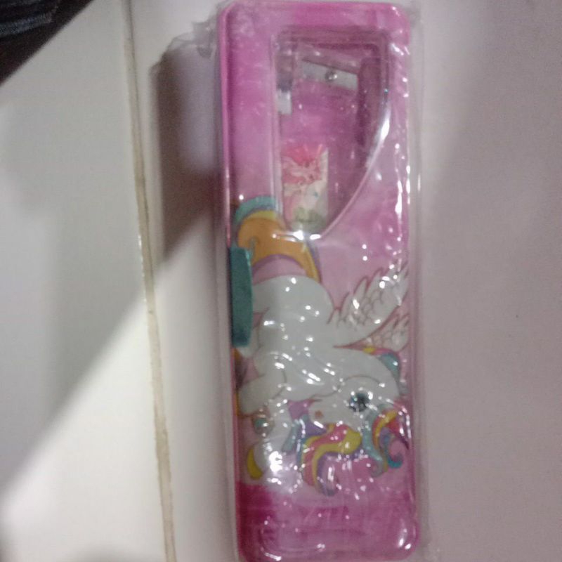

tempat pensil magnet