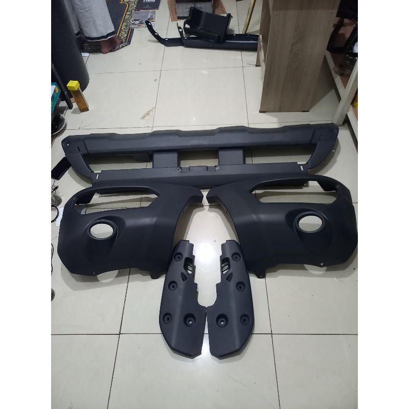 Bumper Hino 500 Set lengkap