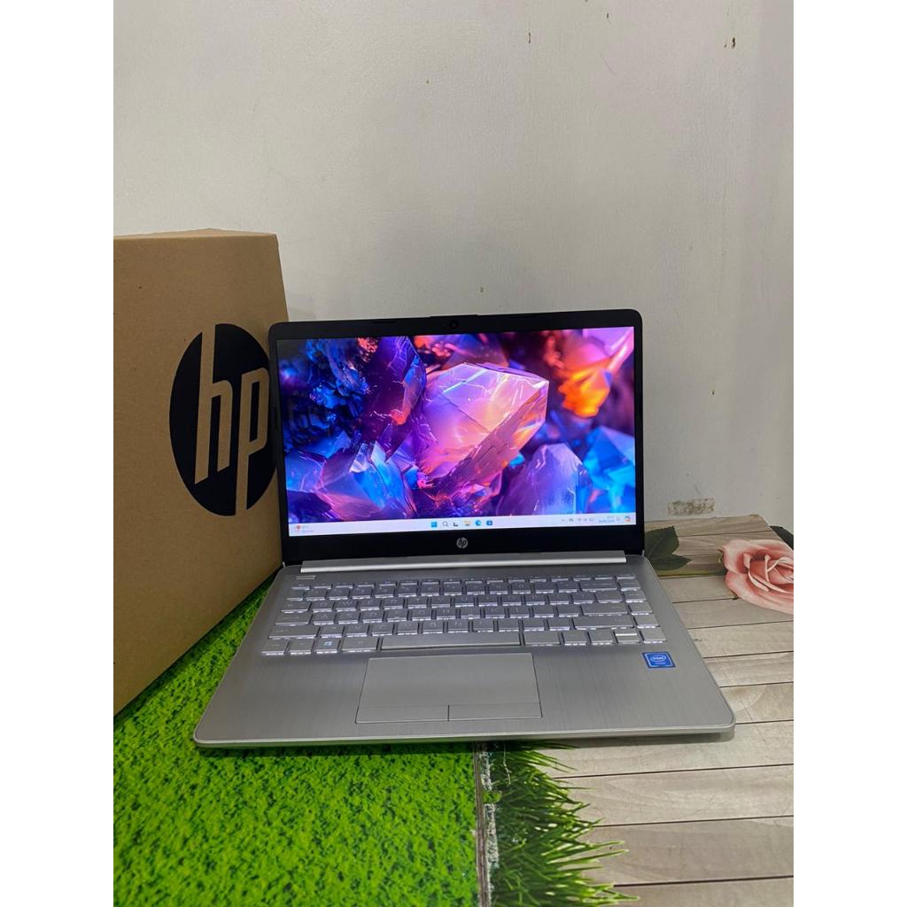 LAPTOP HP 14s-CF2017TU Ram 4GB 256 SSD Win.11+OHS 14"HD Slim MULUS