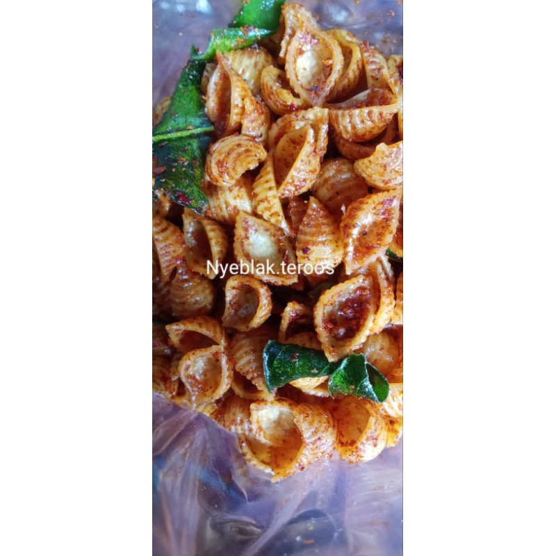 

Seblak makroni Kerang pedas daun jeruk 1kg