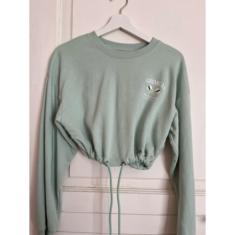BERSHKA SAGE GREEN CROPPED HOODIE