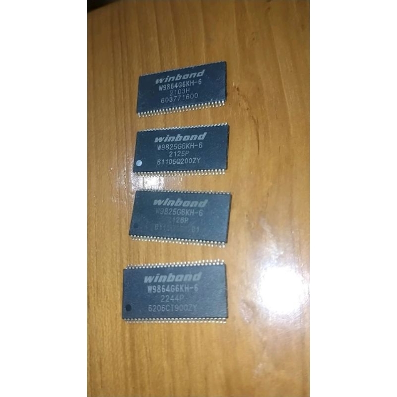 Empat Biji 4 Pcs Ic Winbond W9864G6KH-6 Original Keyboard Yamaha