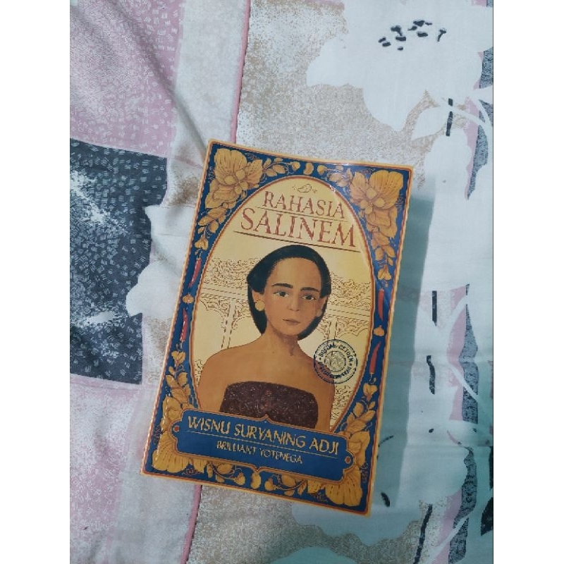 BOOKED - Preloved Novel Rahasia Salinem