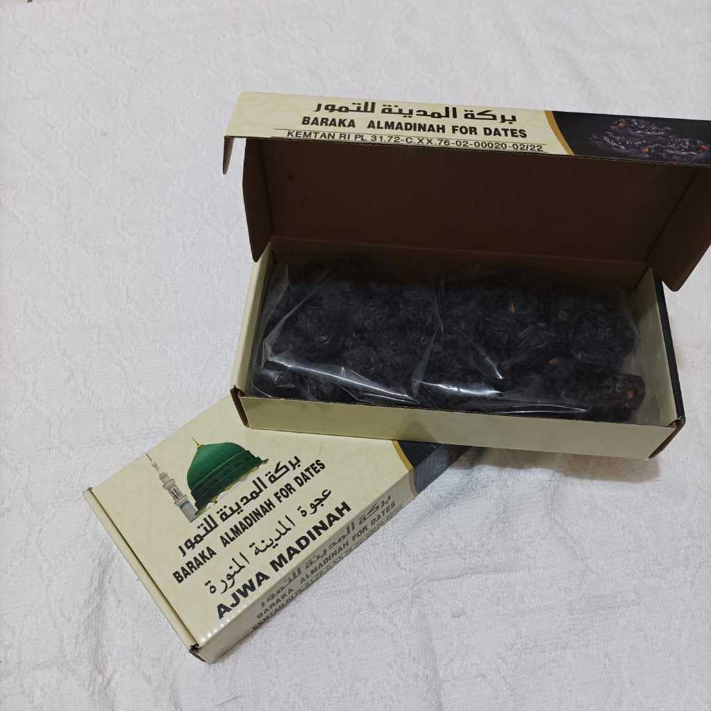

Kurma Nabi/Kurma Ajwa/Kurma Best Seller