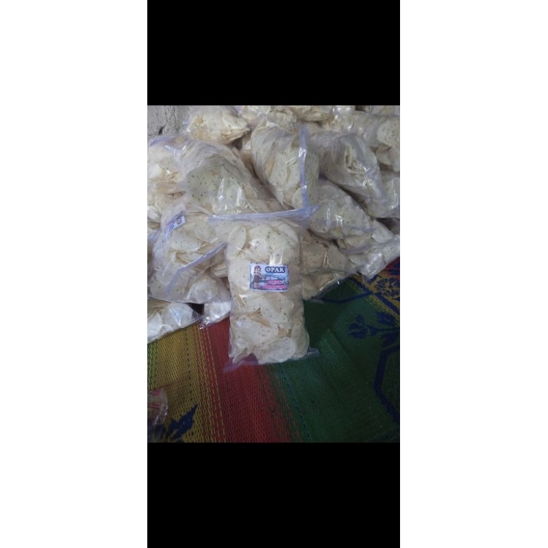 

Opak Koin Besar Khas Wonosobo