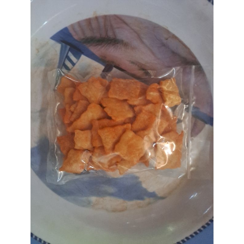 

25 gram kripik bawang / kripik pangsit