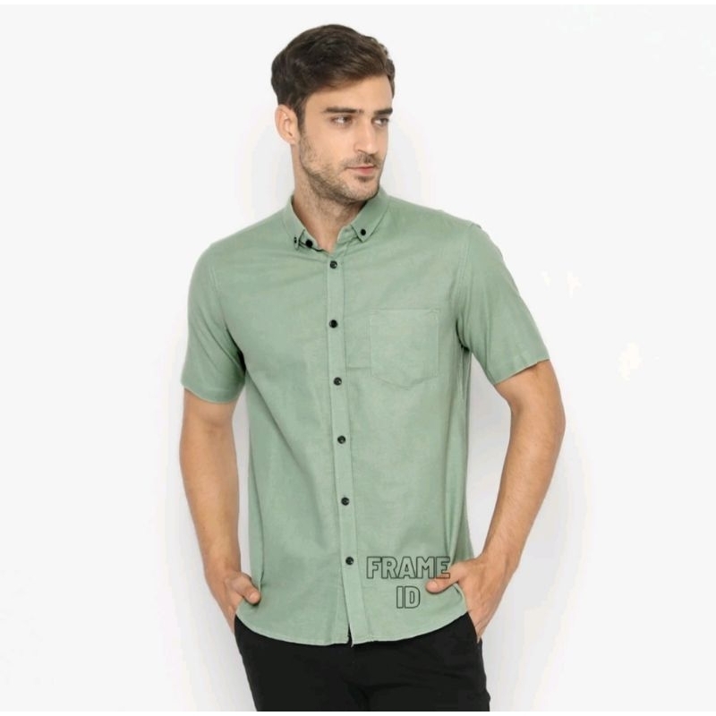 Kemeja Lengan Pendek Pria Hijau Sage