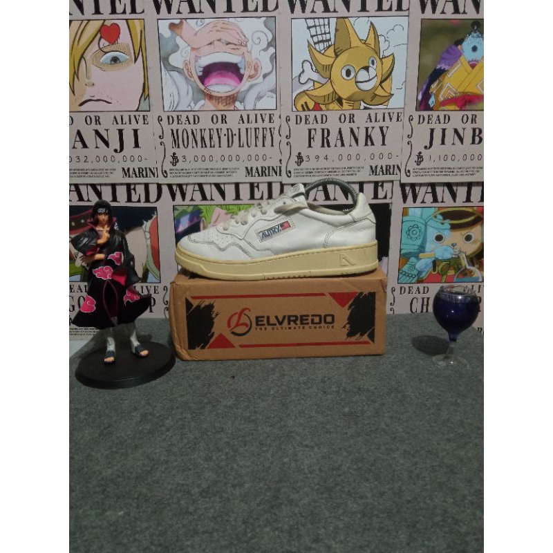 sepatu autry second size 41