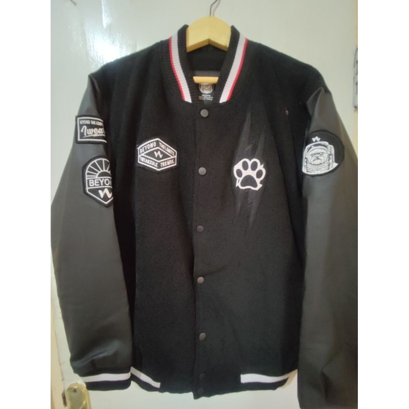 Varsity Iwearzule X Dogo