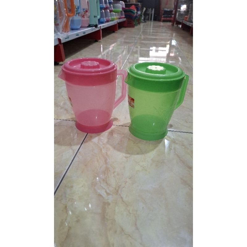 Teko plastik kecil/teko air