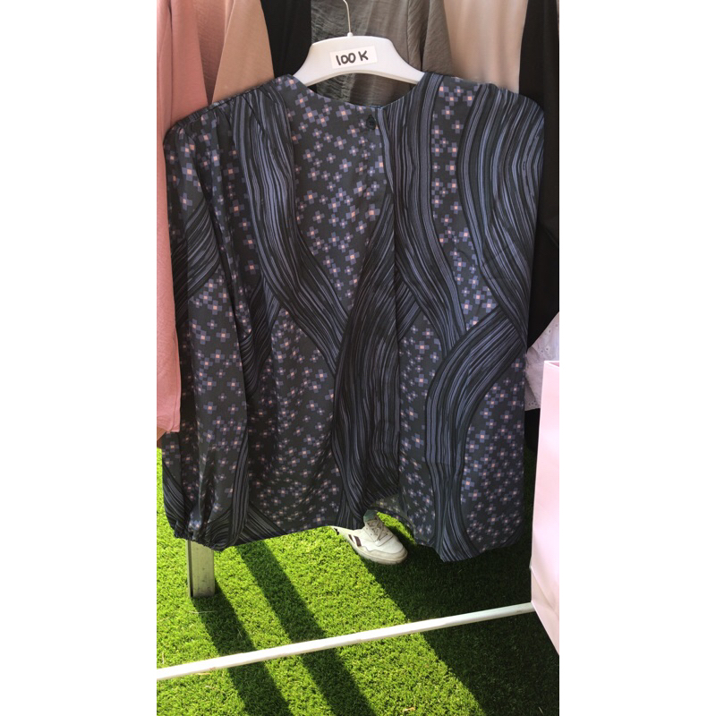 vanilla hijab blouse