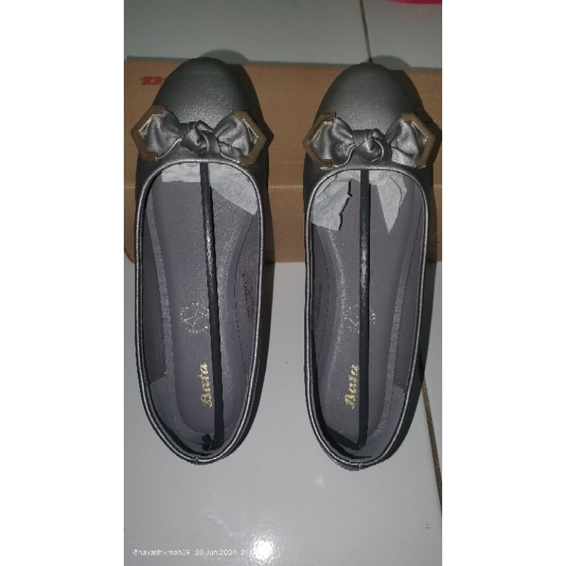 SEPATU BATA BANIKA UK. 39 FLAT SHOES BATA NEW
