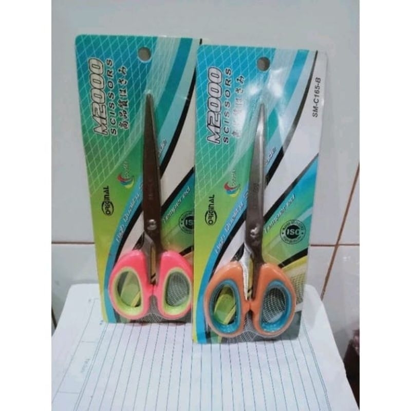 

M2000 scissors/gunting