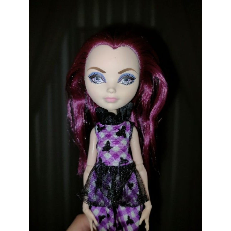 Boneka Ever after high raven queen