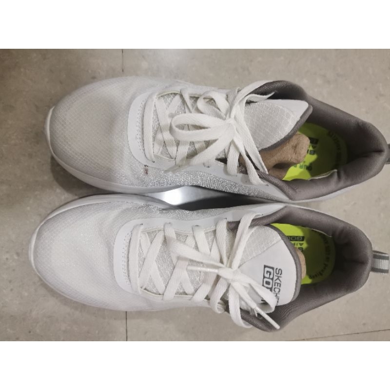 preloved sepatu skechers pria size 41