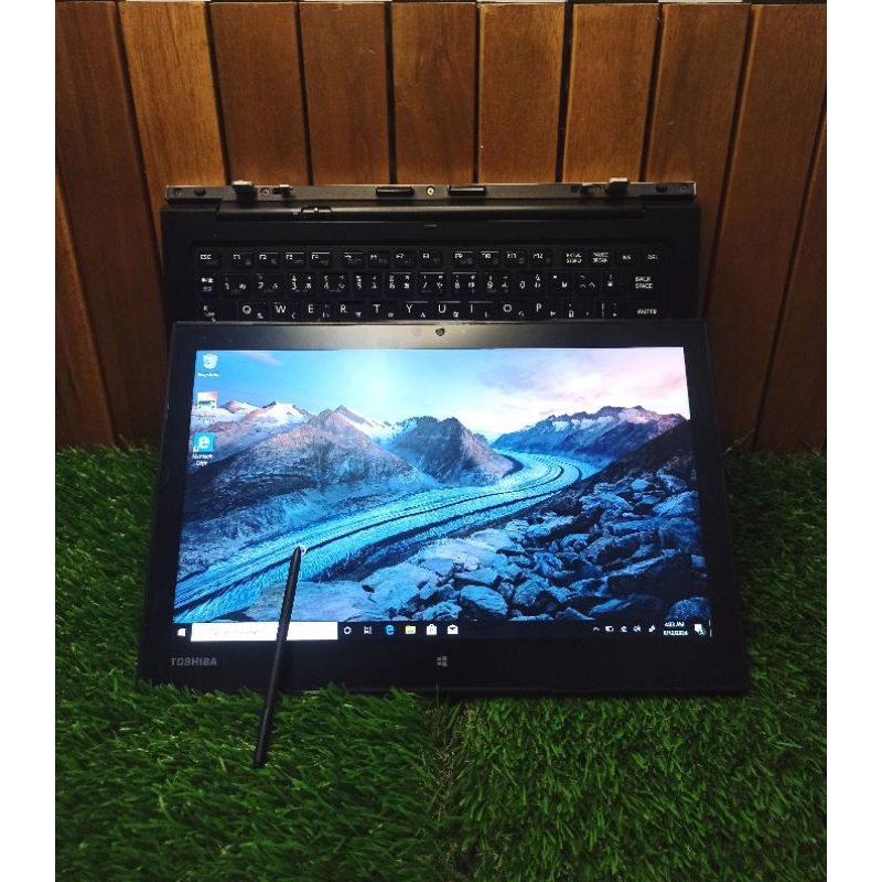 Laptop TOSHIBA Dynabook R82 Core m5 Gen 8 RAM 8 / 256GB FHD (Touchscreen)