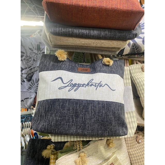 tas wanita imut kain goni