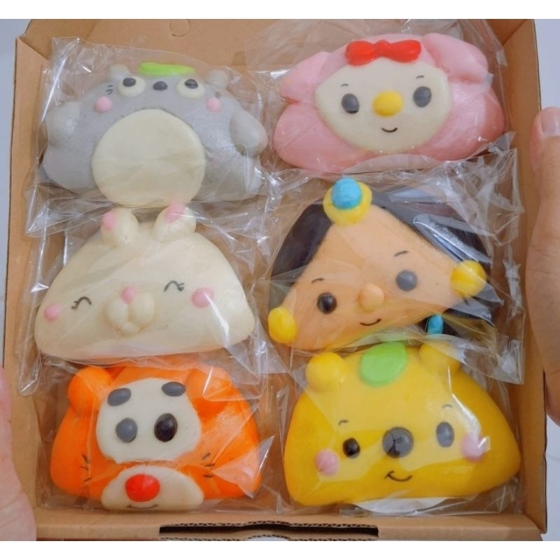 

Bakpao Lipat Karakter tanpa varian rasa (Isi 6 Pcs)