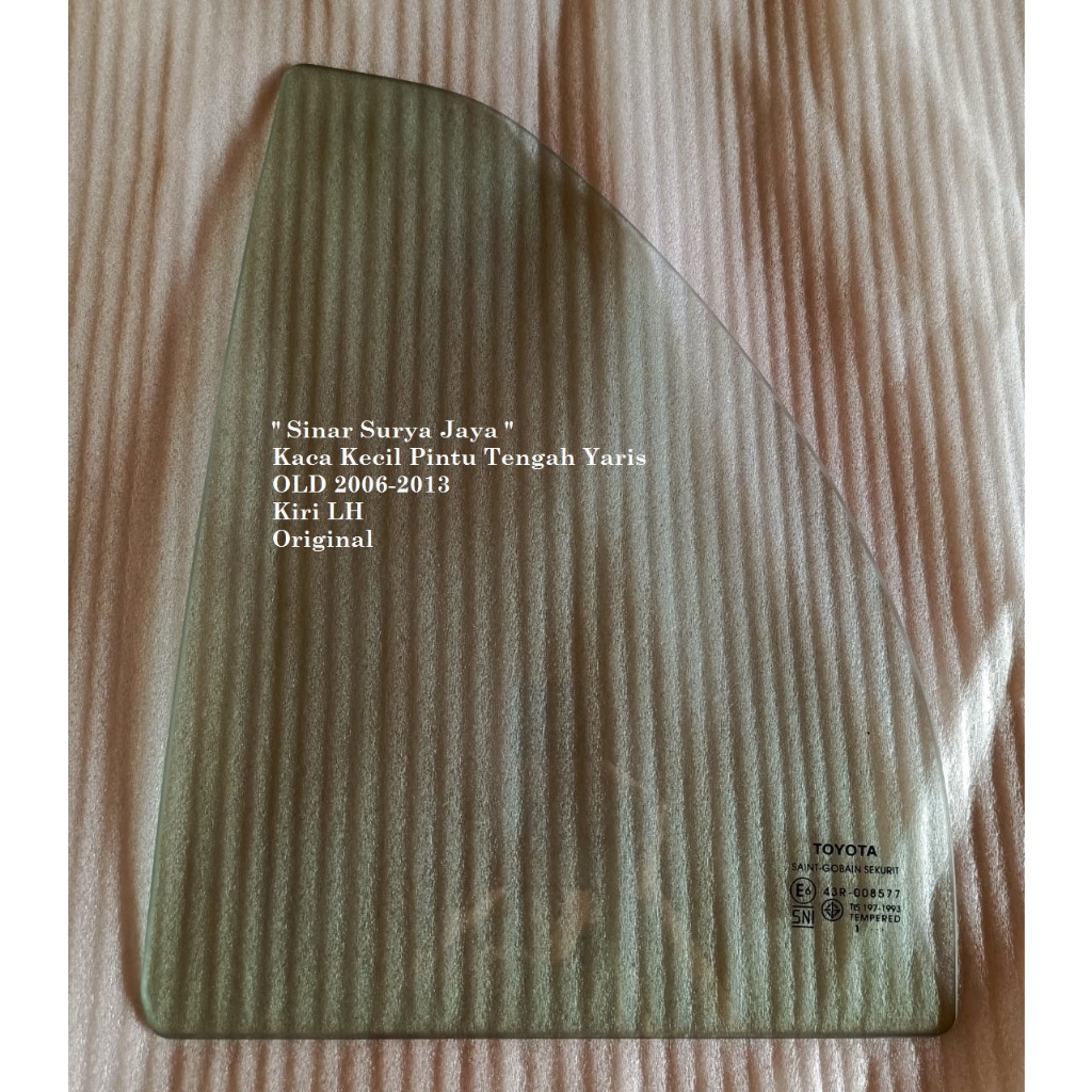 Kaca Kecil ( Kiri LH ) Pintu Tengah Yaris 2006-2013 Original 68124-OD062