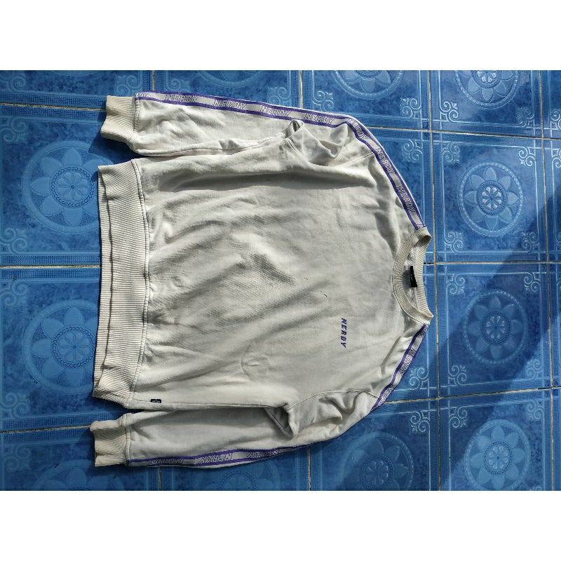 crewneck nerdy size s