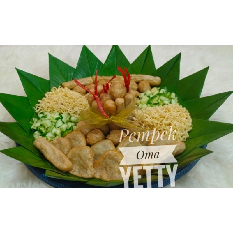 

Pempek Tumpeng Acara Arisan Ulang Tahun Pernikahan isi 40, 50, 75, 80, 90, 100 pcs