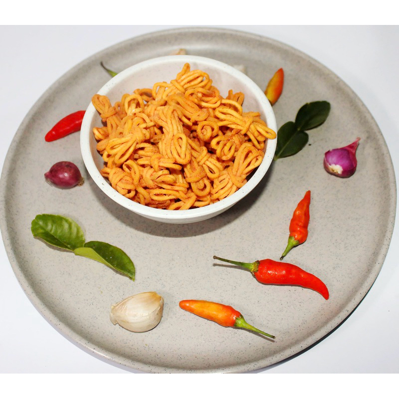 

1kg MIE GULUNG BALADO DAUN JERUK