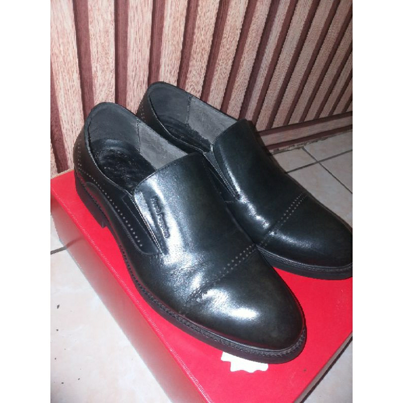 Hush puppies sepatu pria preloved