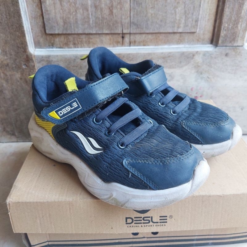 sepatu anak desle original