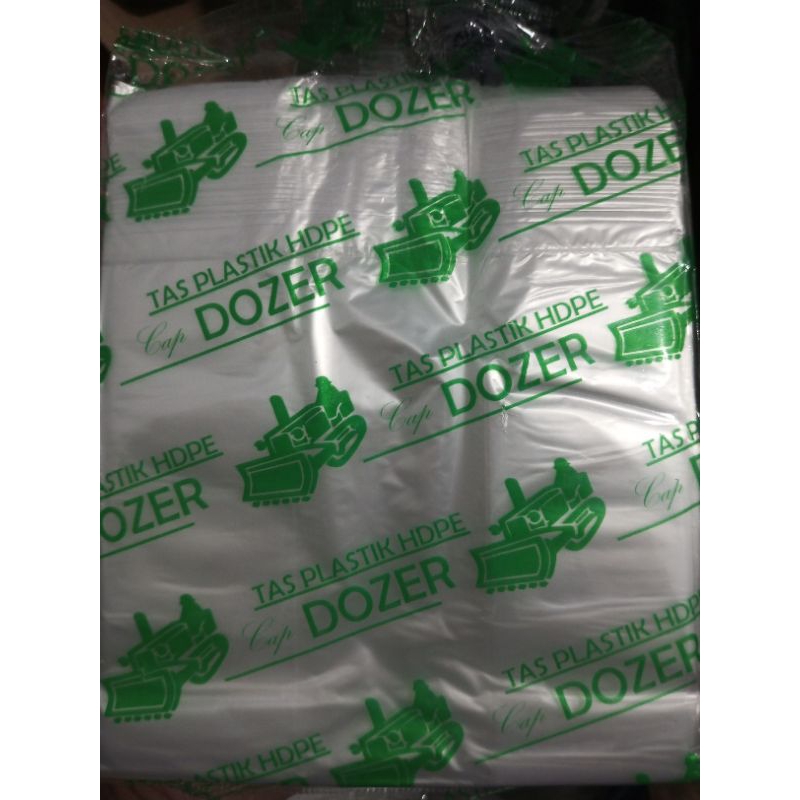 Kantong Plastik Kresek HDPE Dozer Hijau Berbagai Ukuran