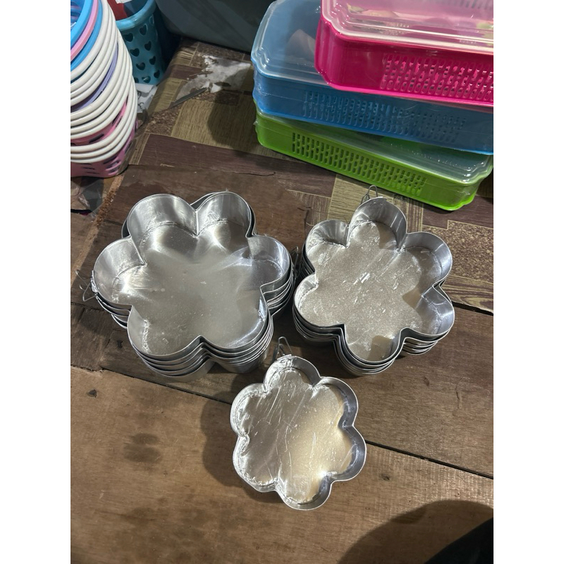 Tuangan bingka kukus