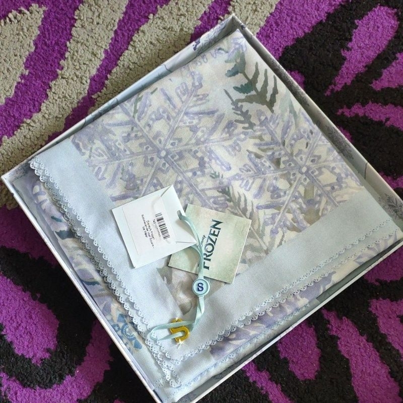 Buttonscarves Frozen Ice Water New