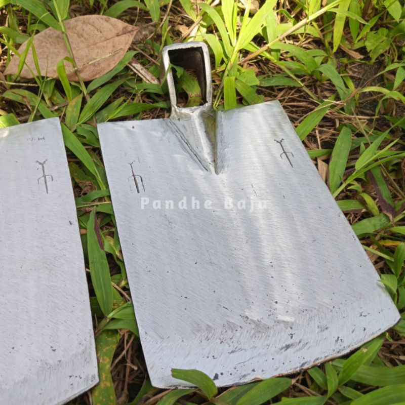 Cangkul Ukuran 19cm Pacul Baja Putih Asli Super  Pacul Sawah Jawa Timur Anti Lengket