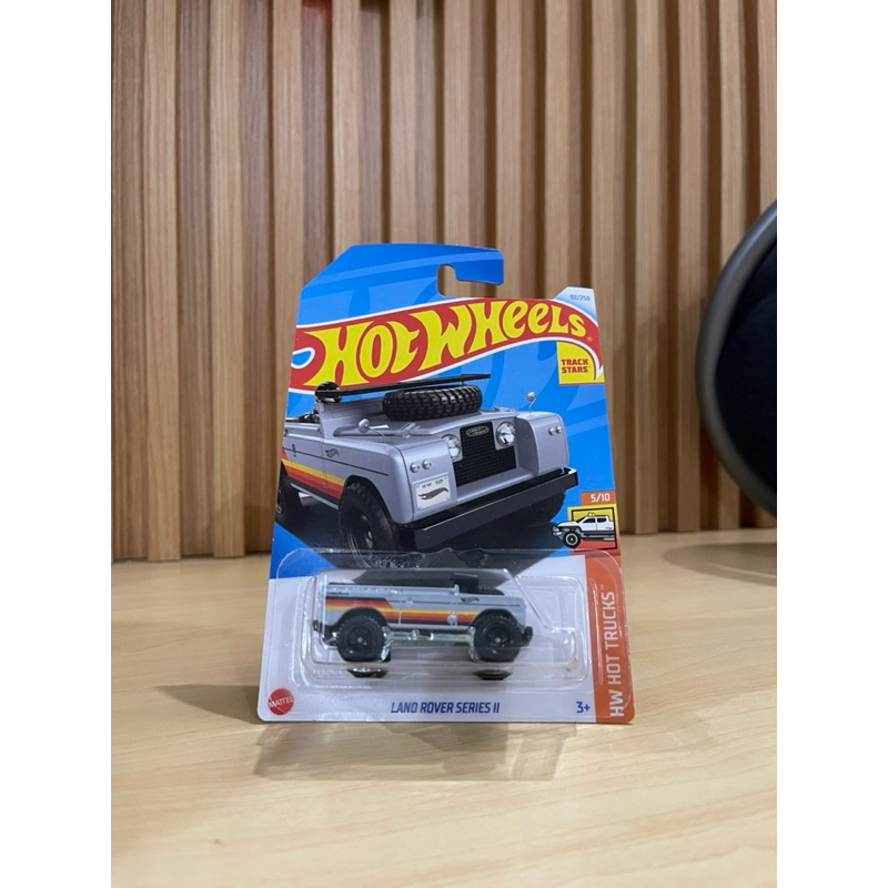 Hot Wheels  LAND ROVER SERIES 2 / II