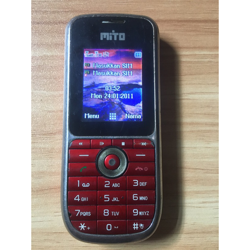 hp mito 277 buat pikat harga burung meningkat.yang di dapat hp dan batrai aja yuk sikat